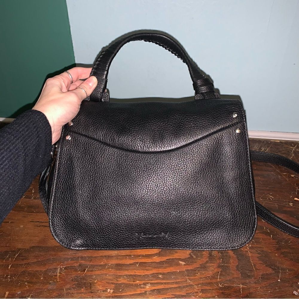 Elizabeth and James Black Crossbody Purse